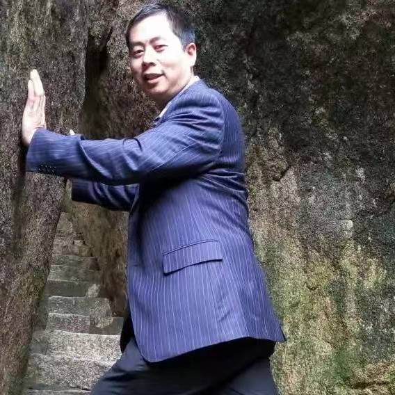 缘份军哥的照片
