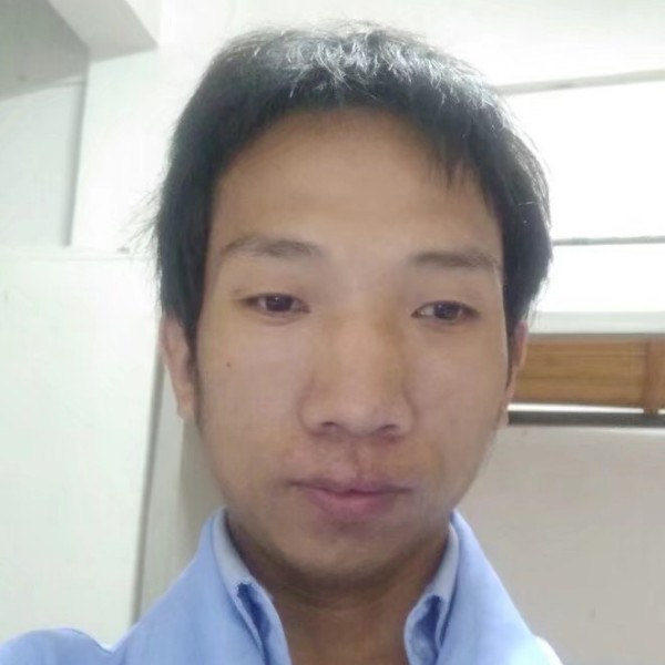 秀丽向小蝴蝶的照片