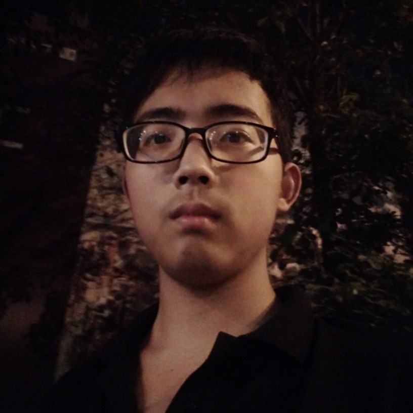 嘴笨的男生的照片