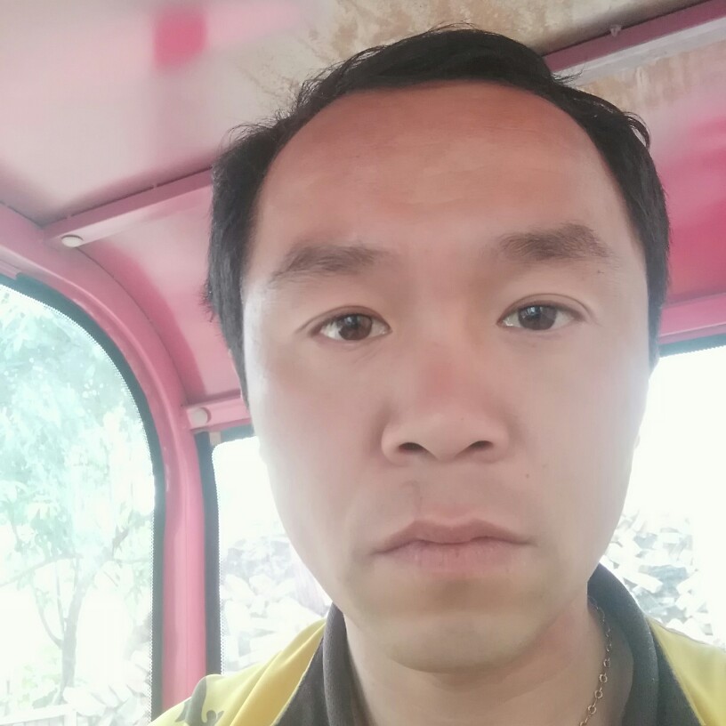 e伟的照片