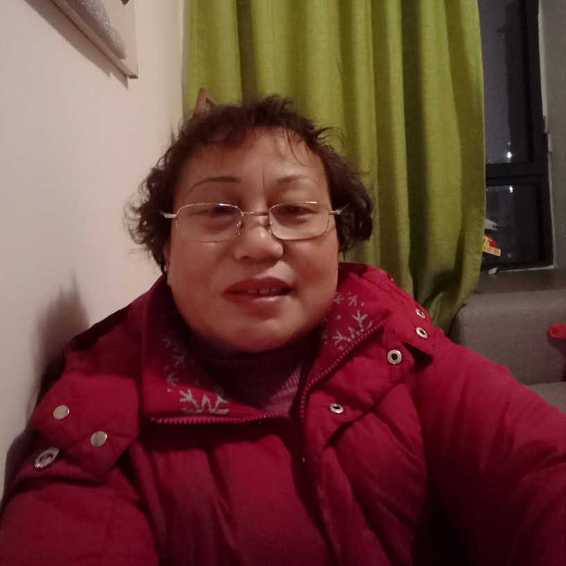 小蘑菇无私的照片