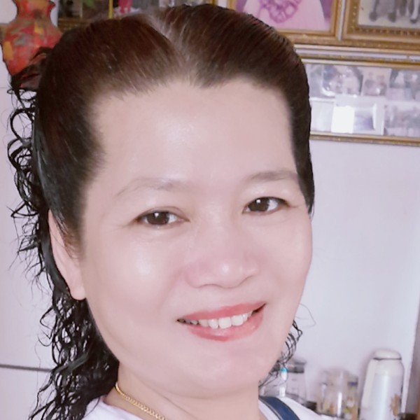 小，龙。女的照片
