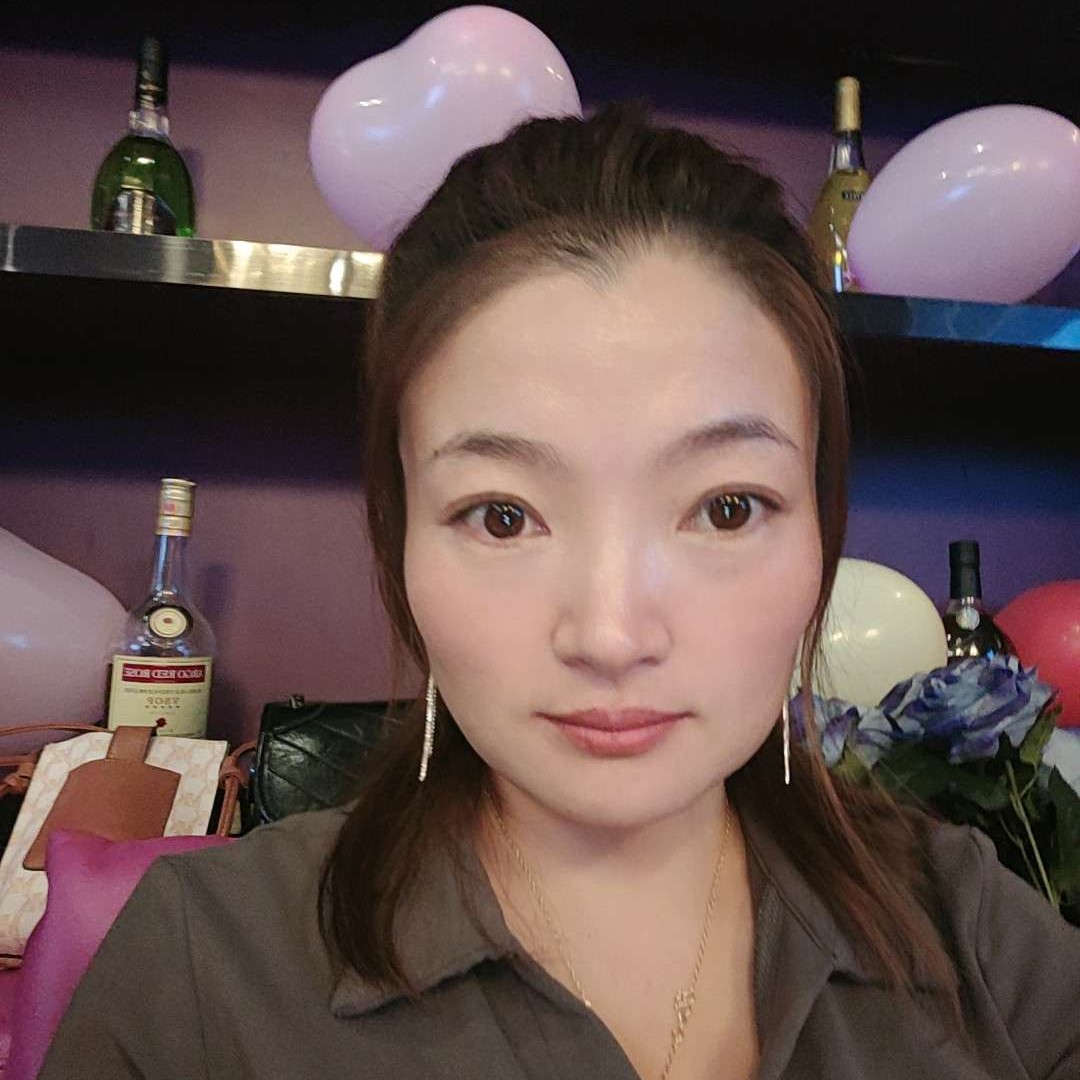 小鸽子多么矮小的照片