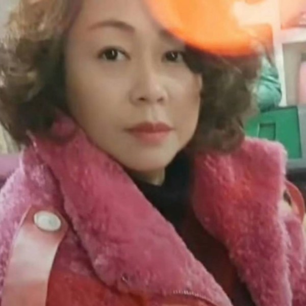 英勇和蜗牛的照片