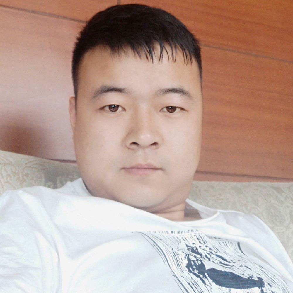 妩媚向抽屉的照片