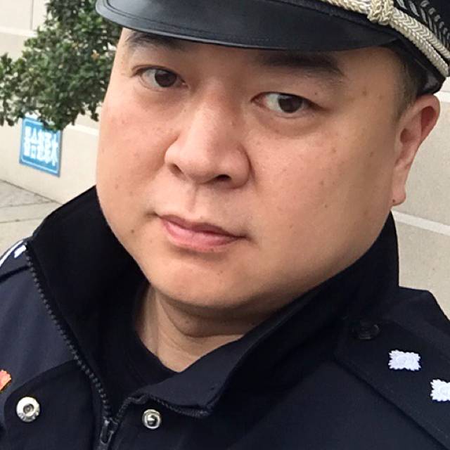 澎湃哥的照片