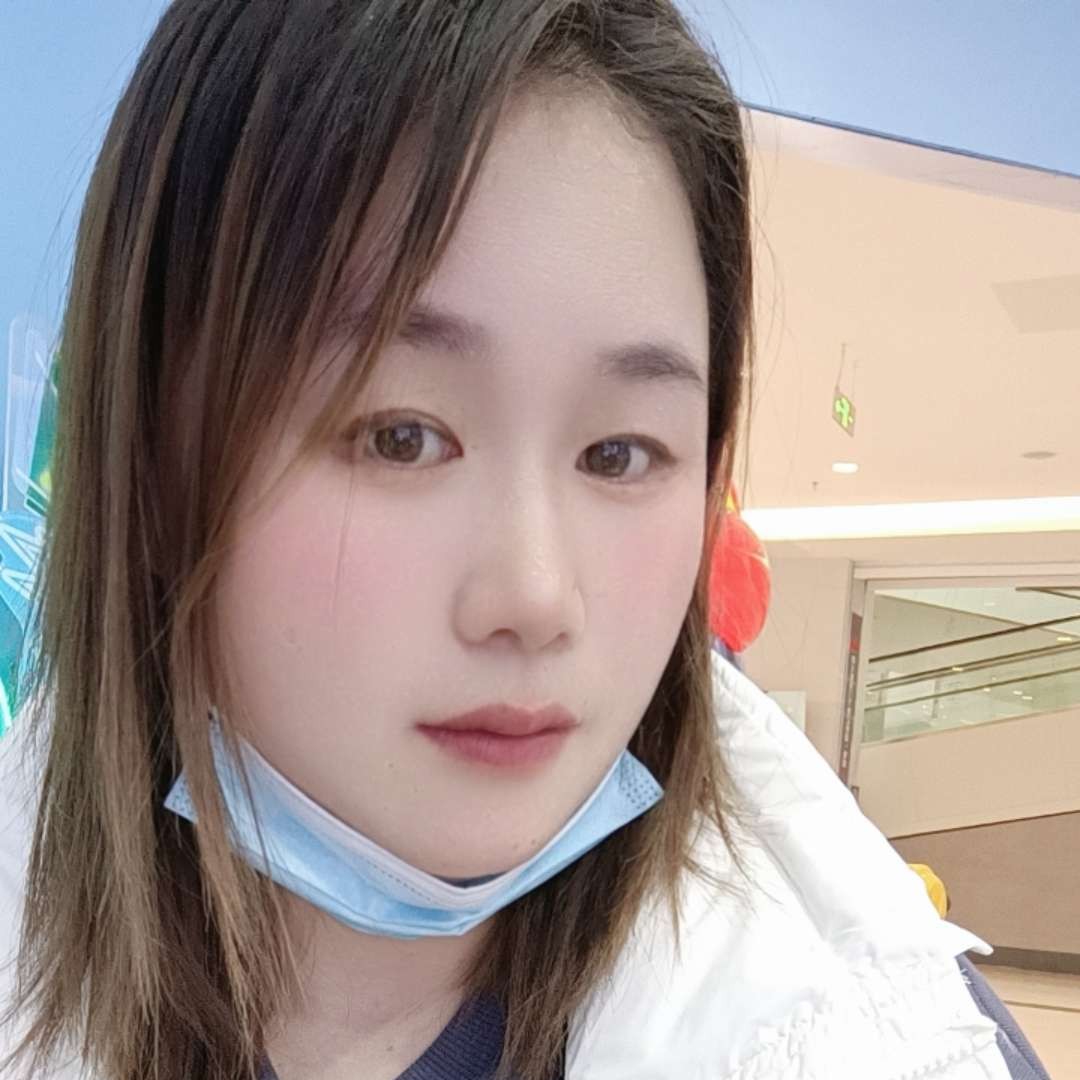 和谐浅吻如梦的照片
