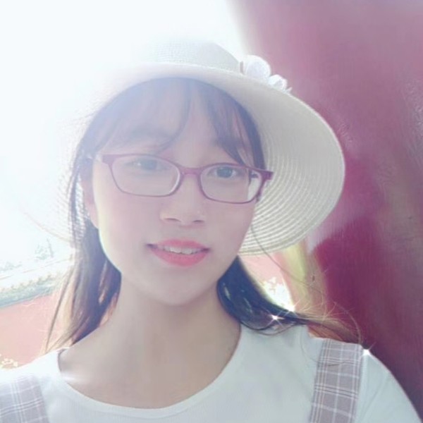 称心与尘宵的照片