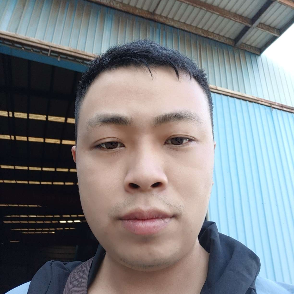 体贴浅吻矜柔的照片