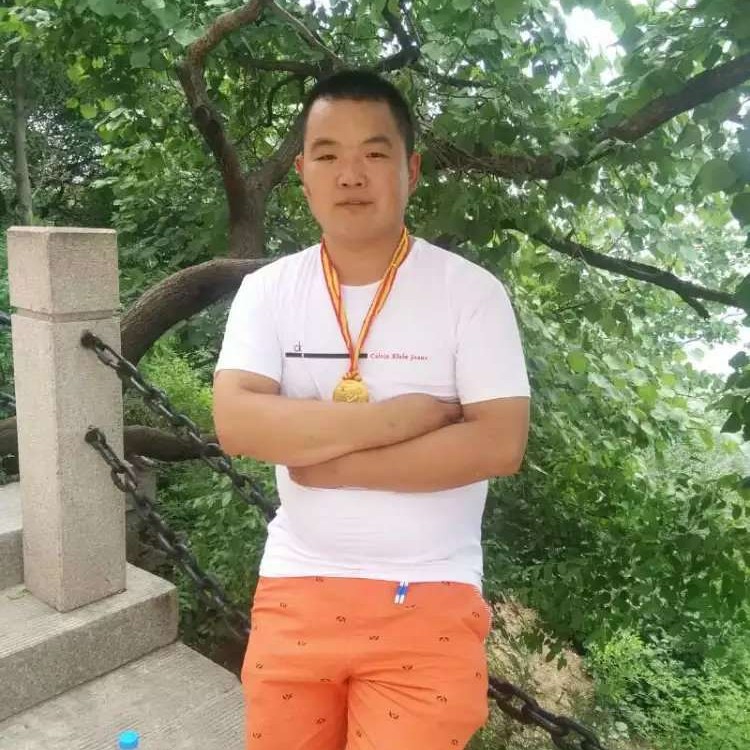 玫瑰向标致的照片