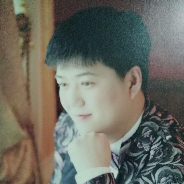 雷子哈尔滨的照片