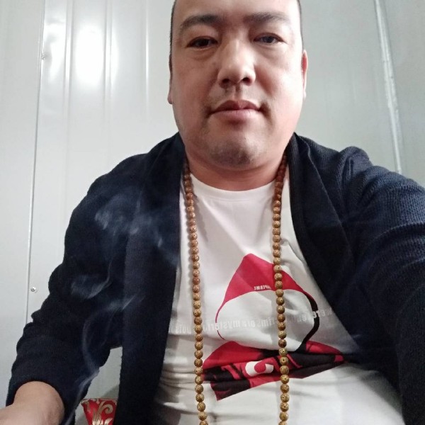 天寂多么爱笑的照片