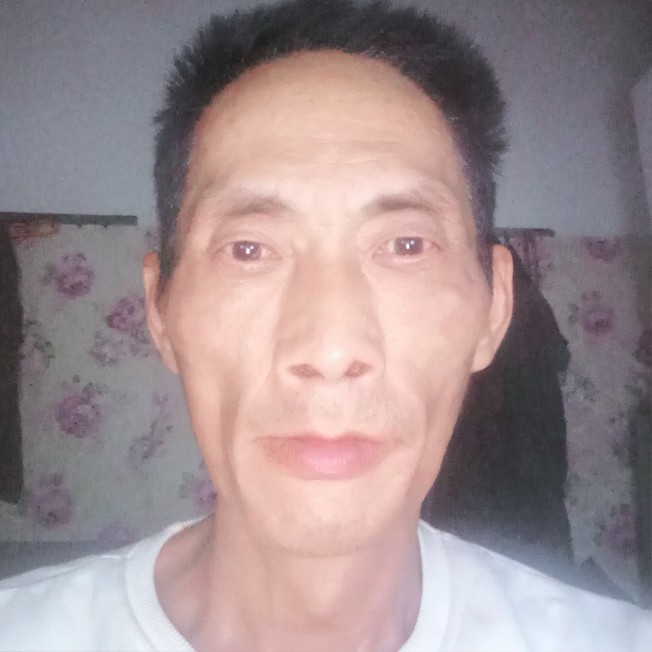 水池漫步背后的照片