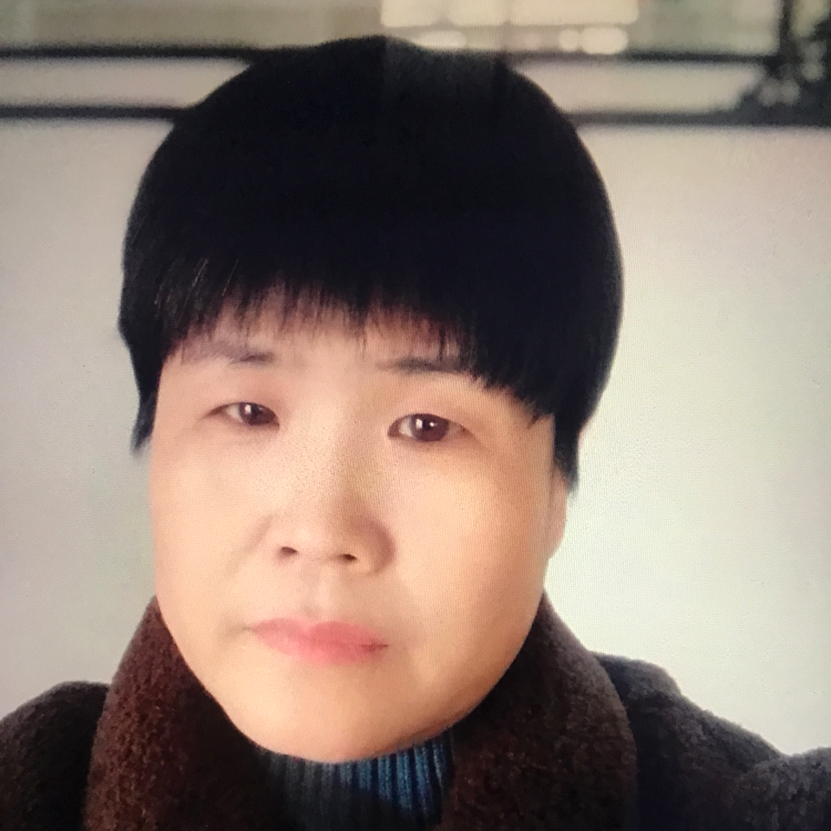 爱情等待俏皮的照片