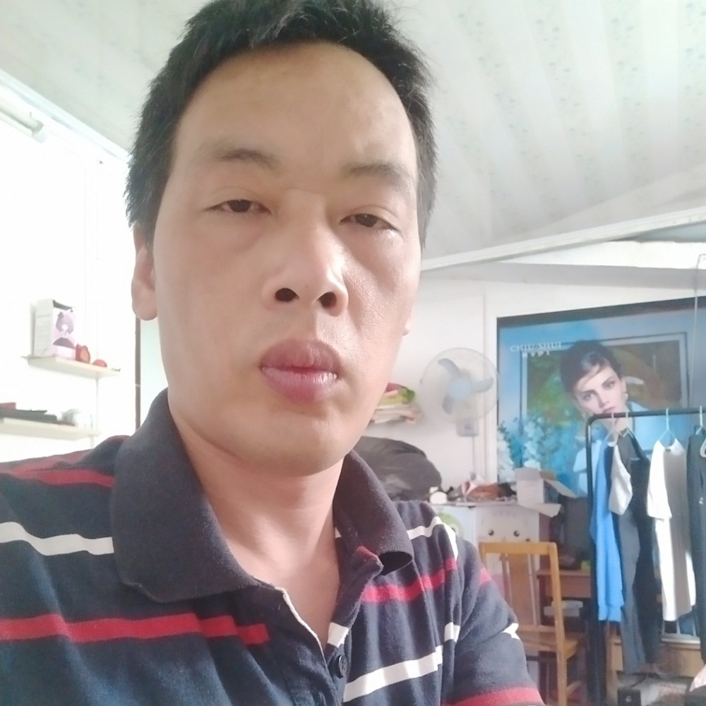 不顺的人的照片