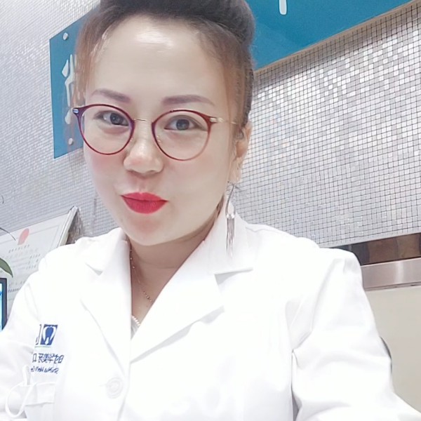 桃子的照片