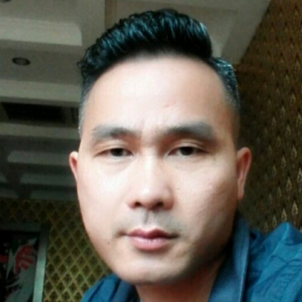 冰雨的夏季的照片