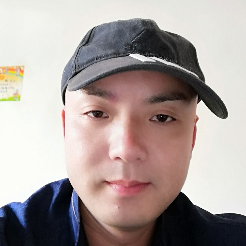 路人魔幻的照片