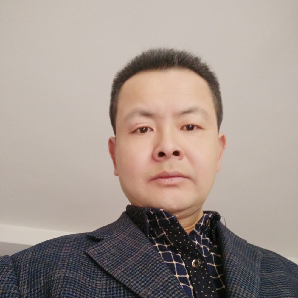 高原孤影的照片