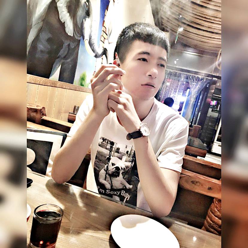 爱呢你的男孩的照片