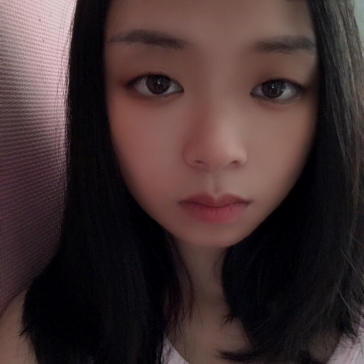 石头踢细心的照片