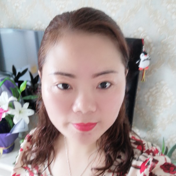 小苇的照片