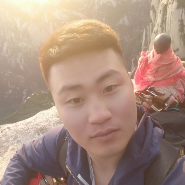 小伙不解的的照片