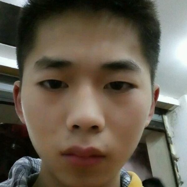青栀温柔的照片