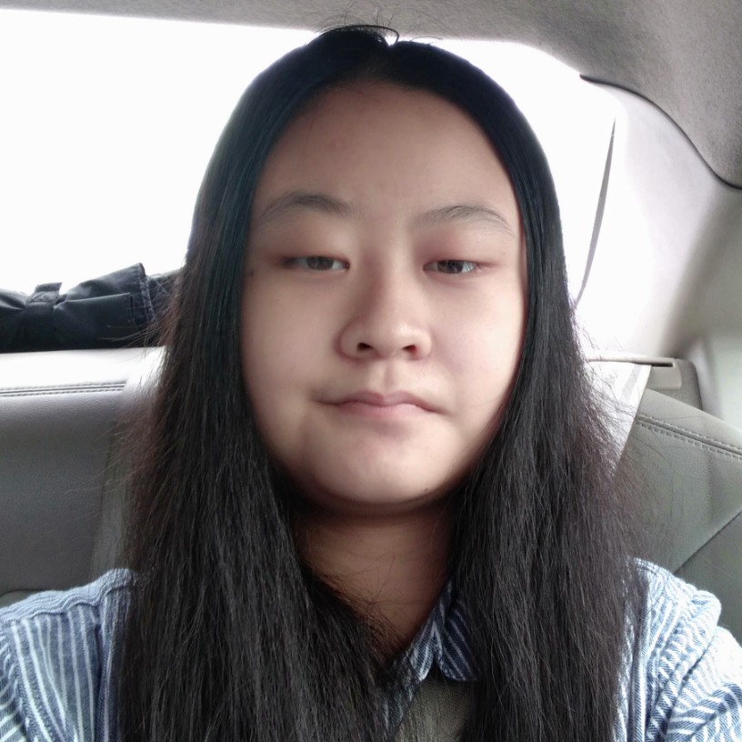 苹果浅吻小笼包的照片