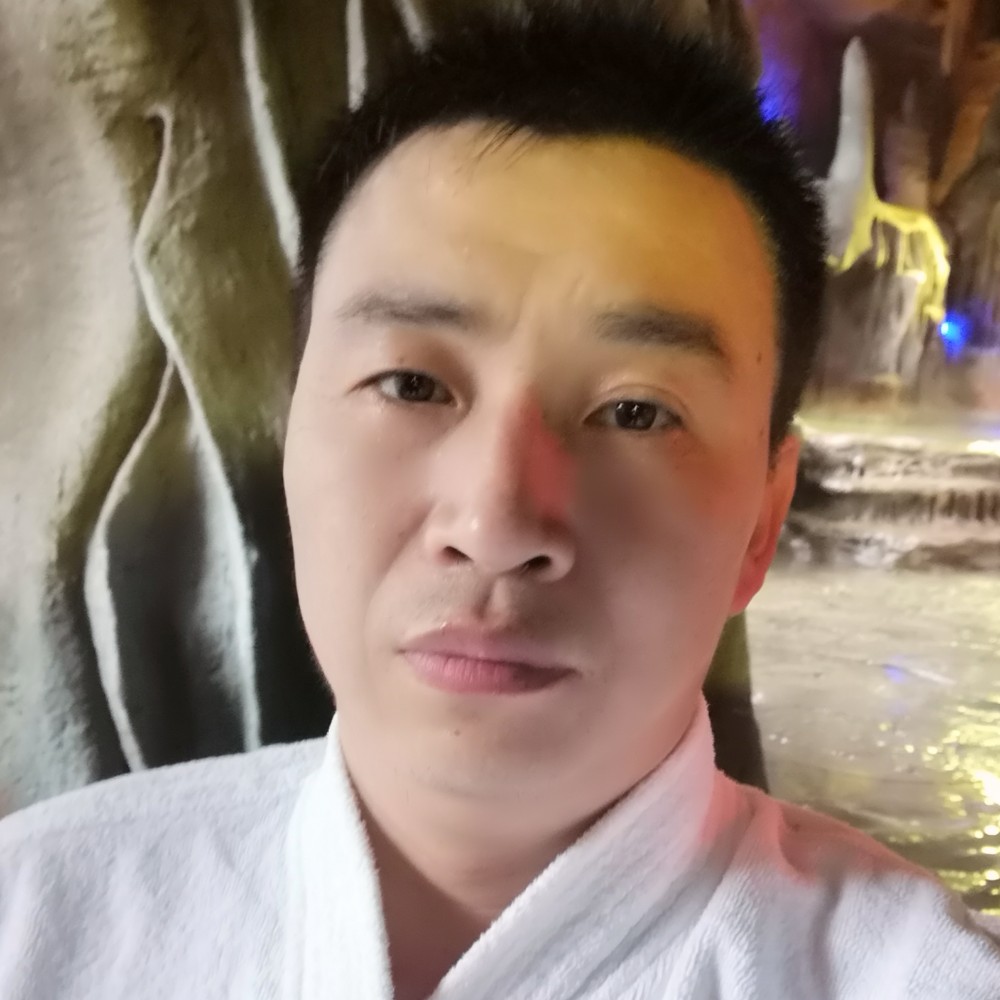 帅哥宁静致远的照片