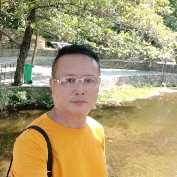 左毛子的照片