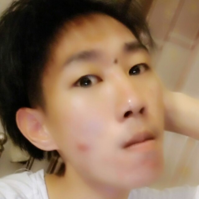 职业喷子的照片