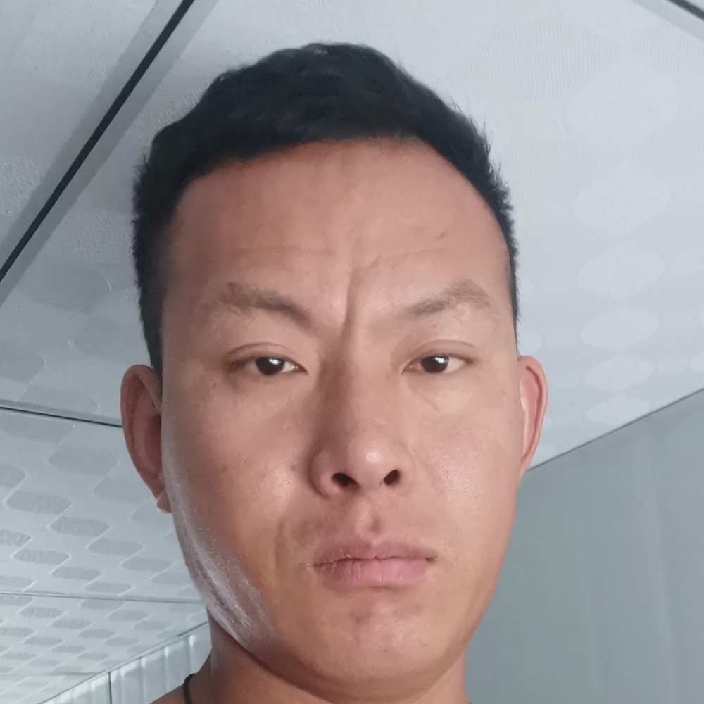 巨人泪了长情的照片