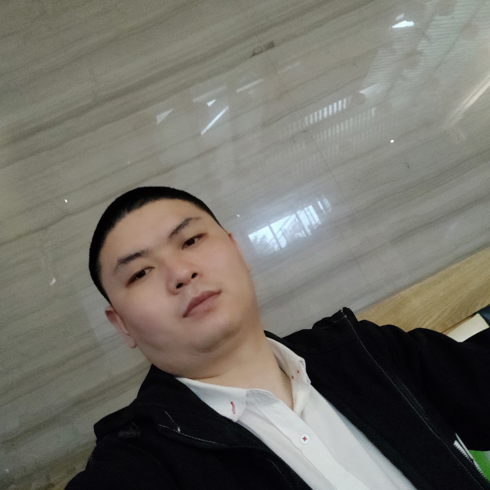 醉梦回首自信的照片
