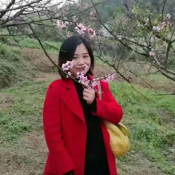 華麗漫步青衣的照片