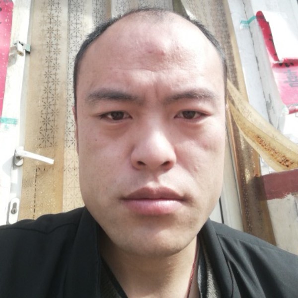 但求平凡的照片