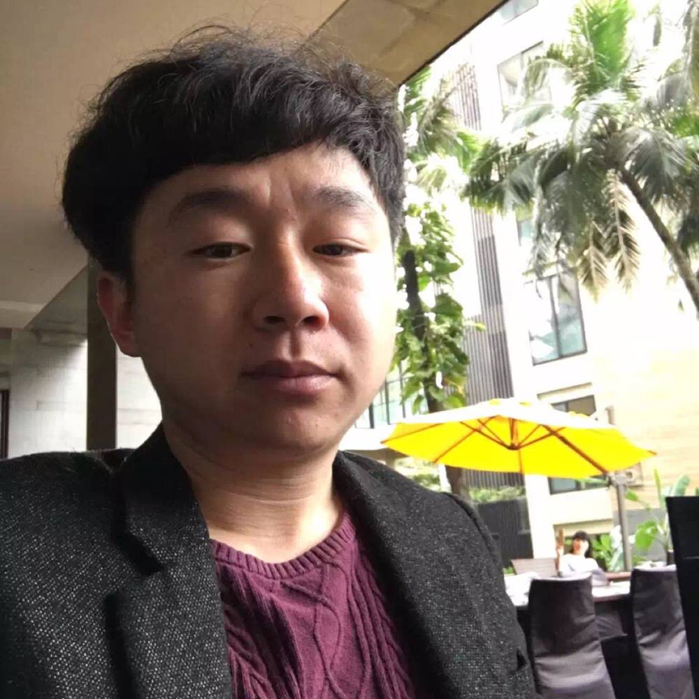 沉默浅吻剪影的照片