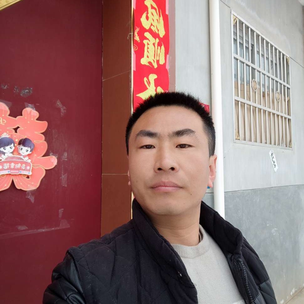 专一拾忆店员的照片