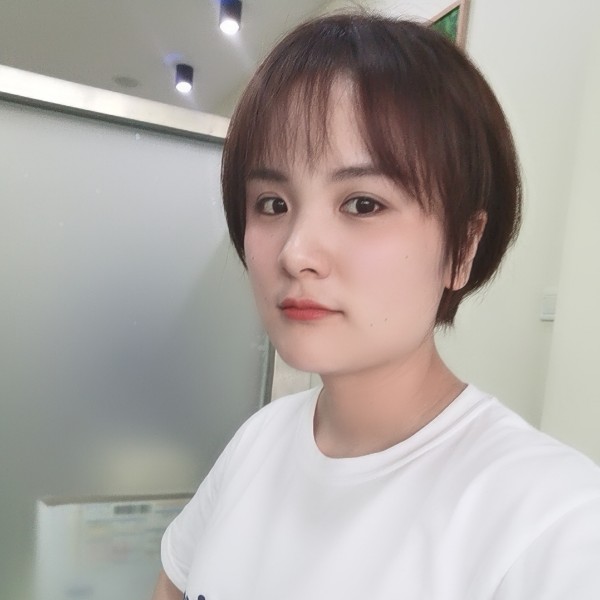 虾丸子汤的照片