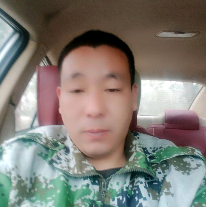 大门方单纯的照片