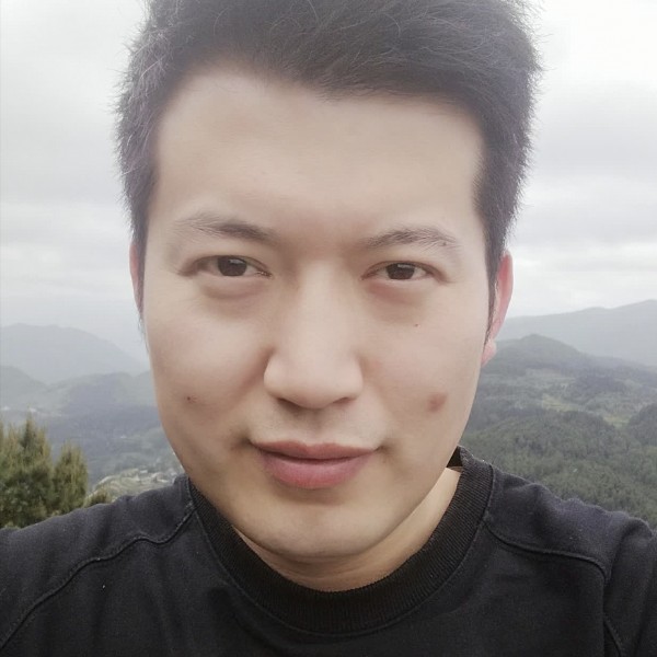 留胡子凉面的照片