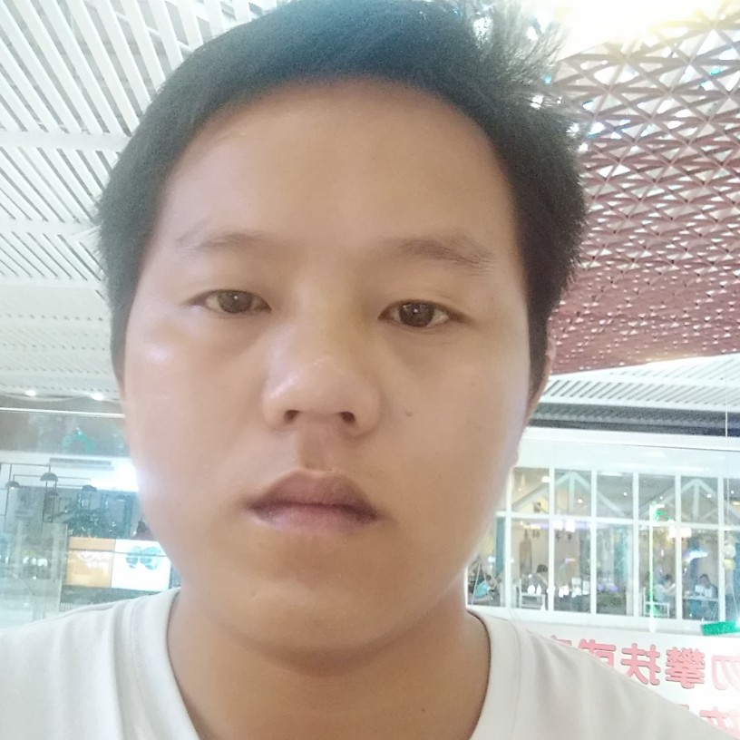 还单身钢铁侠的照片
