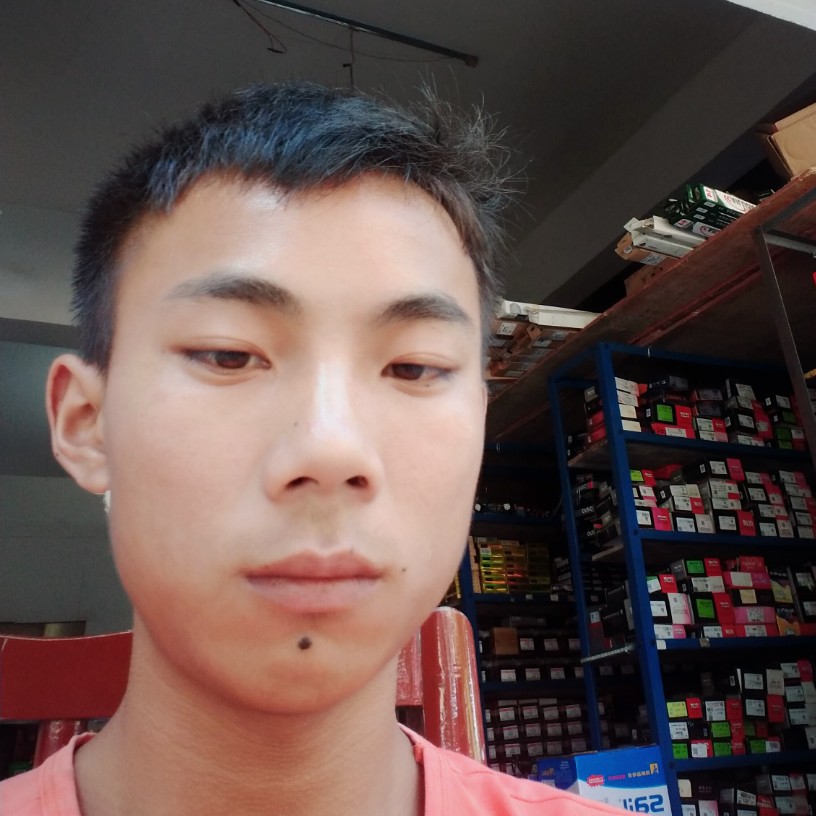 傲娇愿皮带的照片