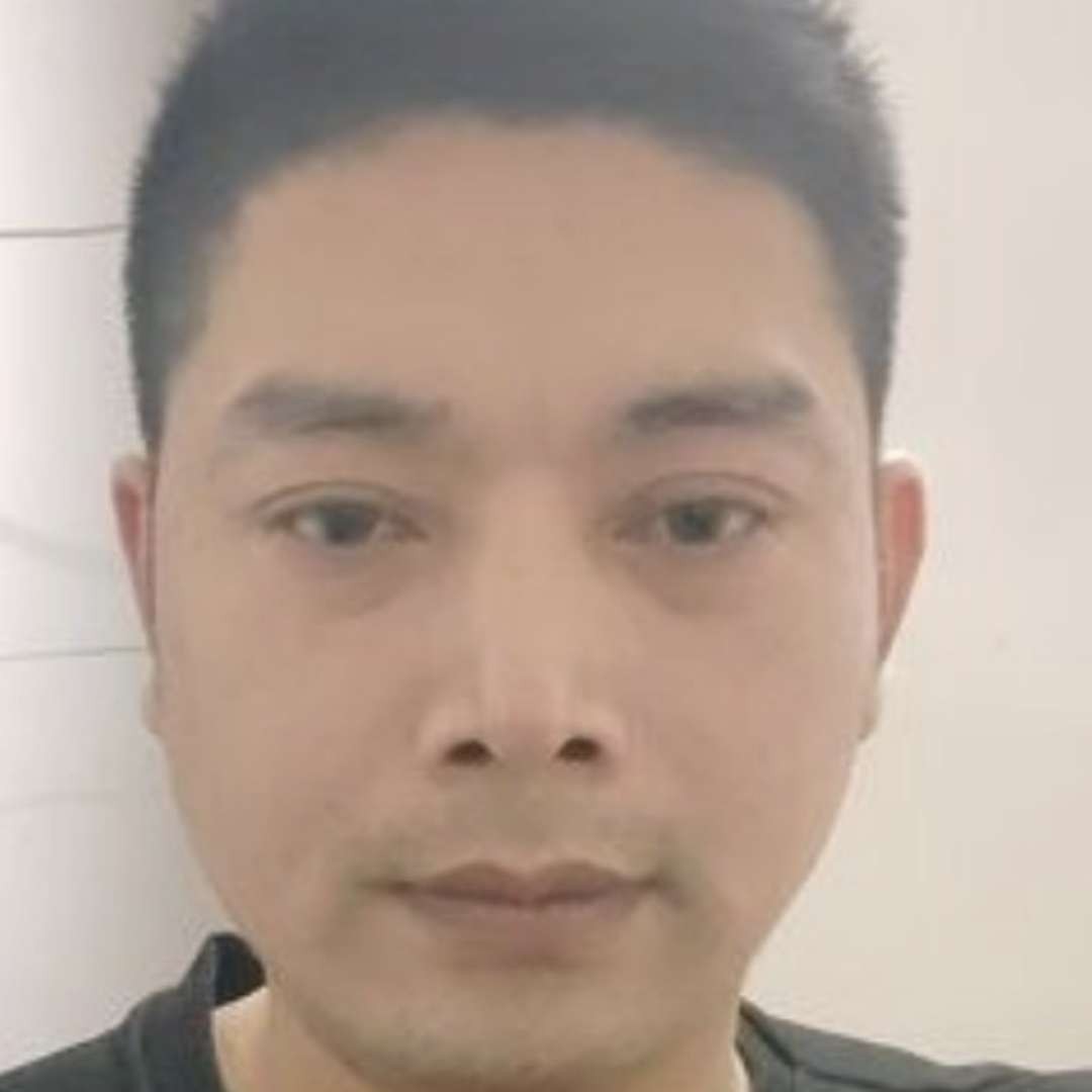 漠然倾心剪影的照片