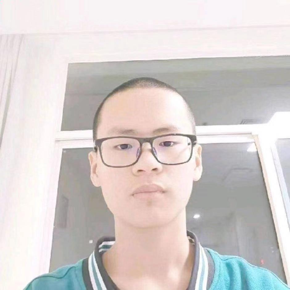 陈翼萌的照片