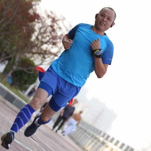 害羞羽毛的照片