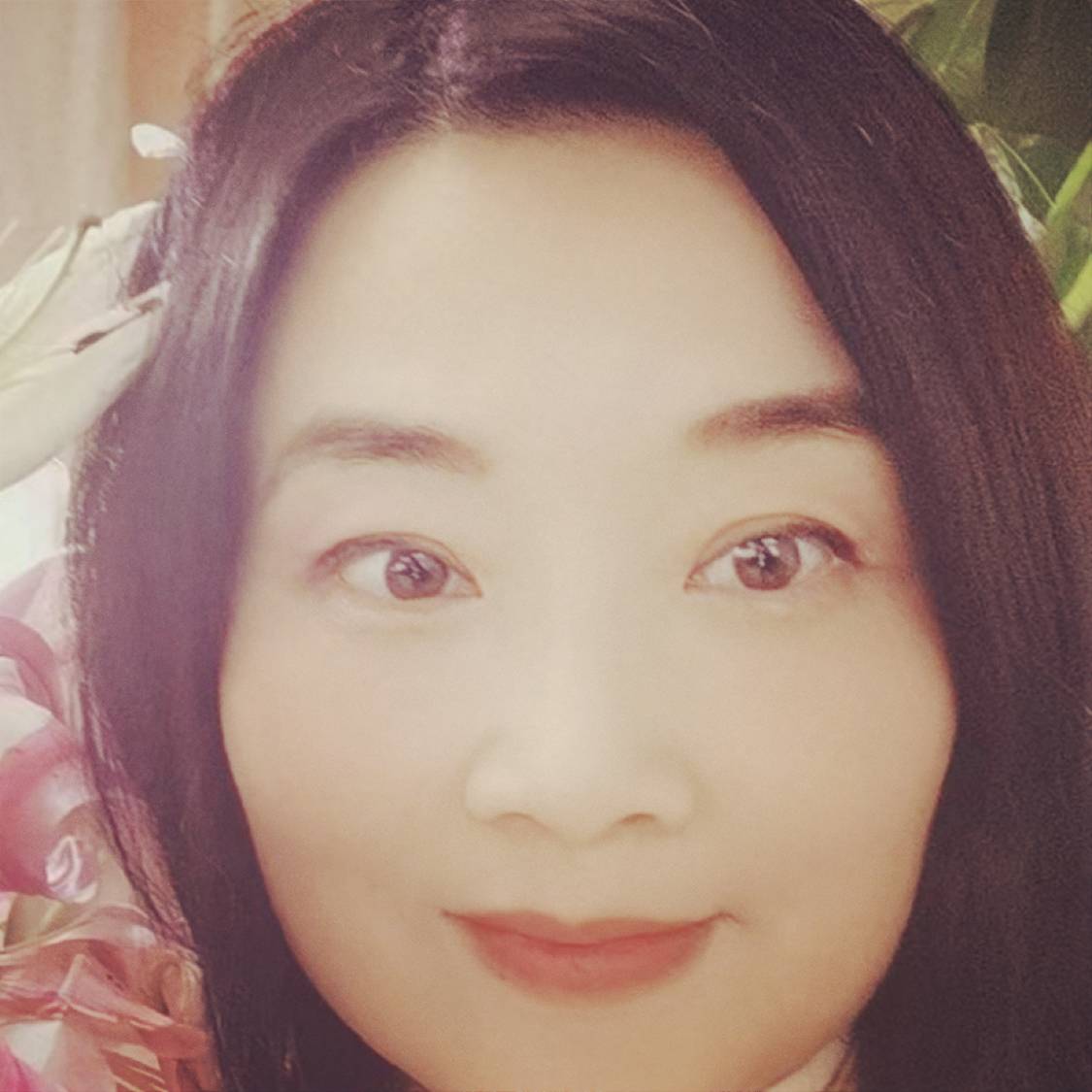 缘分挽手魁梧的照片