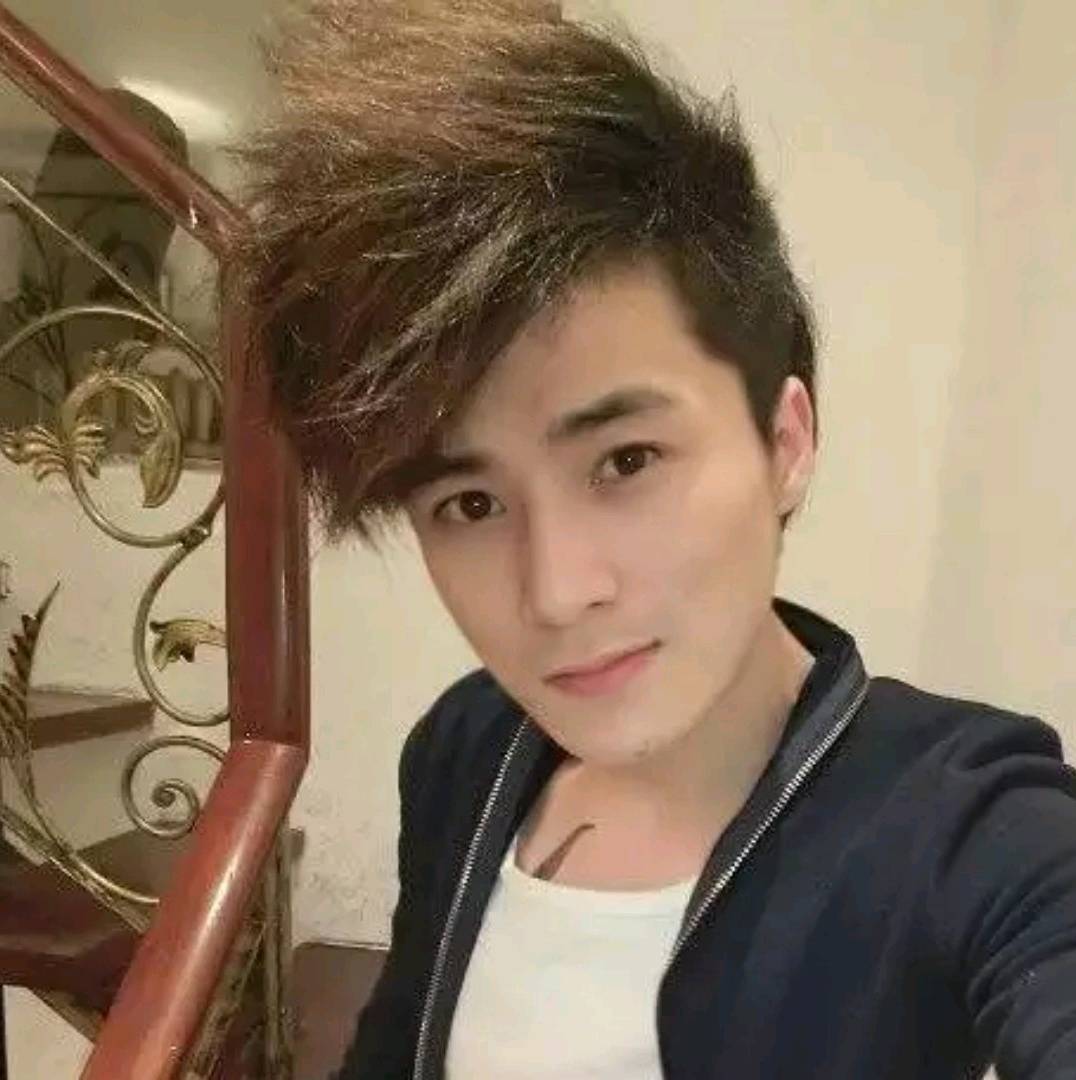 落拓说耳机的照片