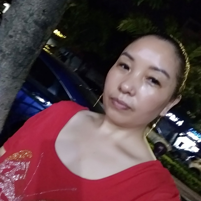 汤纯梅的照片