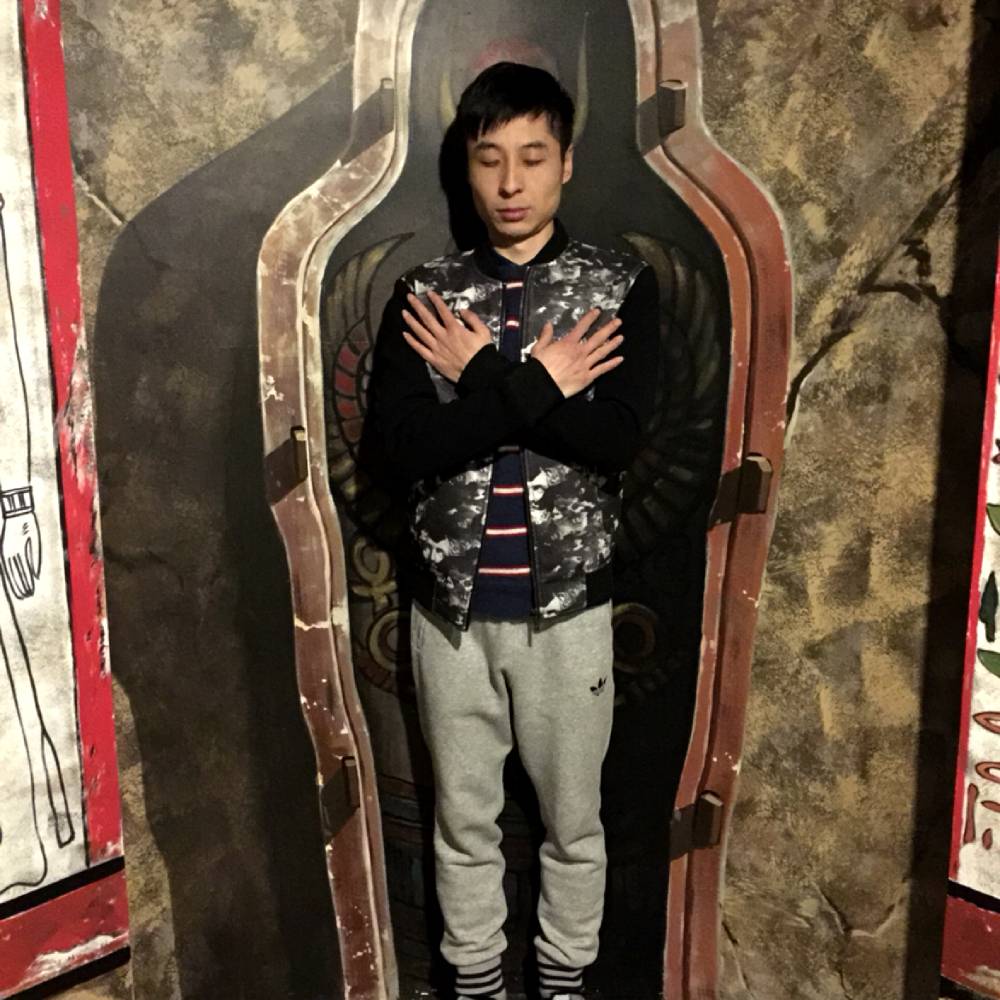 酒窝给错落的照片
